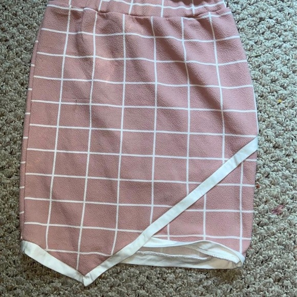 Pink striped two piece - Picture 2 of 3